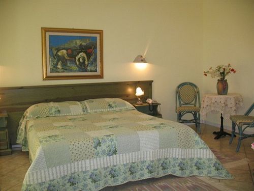 Hotel La Palma San Teodoro  Esterno foto